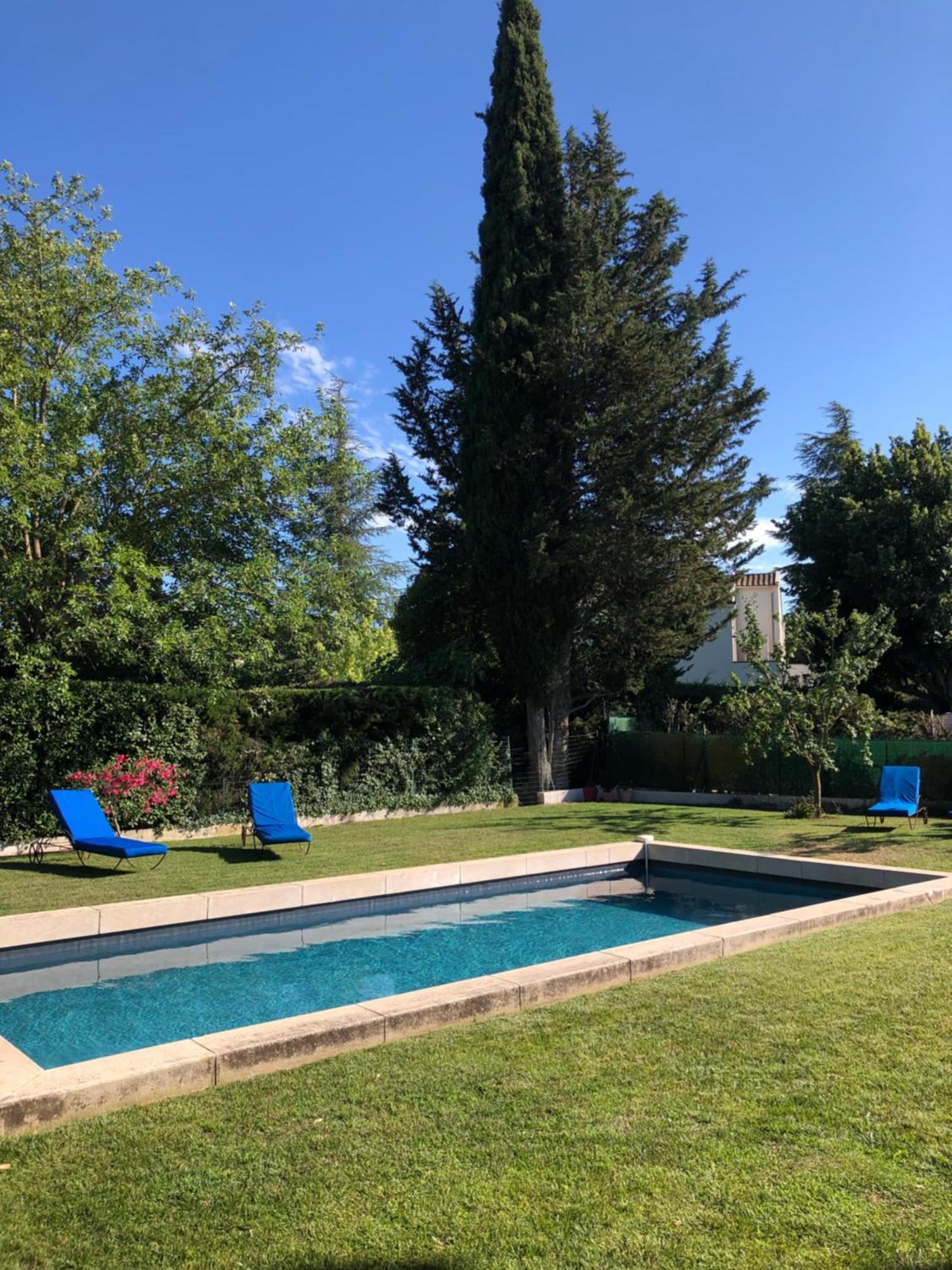 The Hope, Privee Au Sein D'une Maison Avec Piscine Holiday home